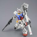 MG 1/100 RX-78-2 Gundam